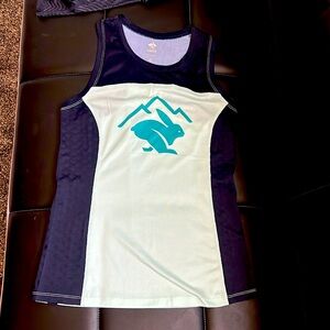 EUC Rabbit tank women’s small